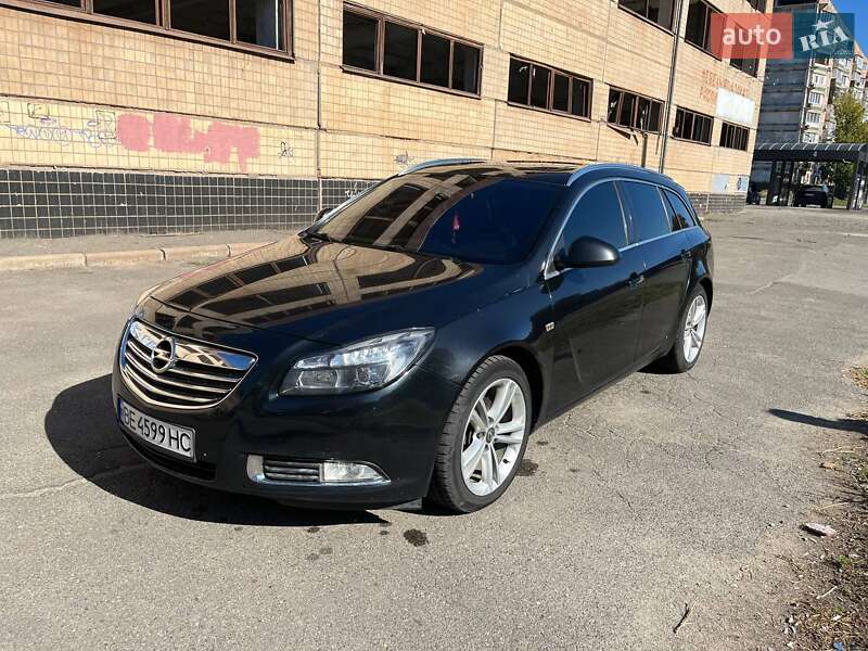Универсал Opel Insignia 2011 в Кривом Роге