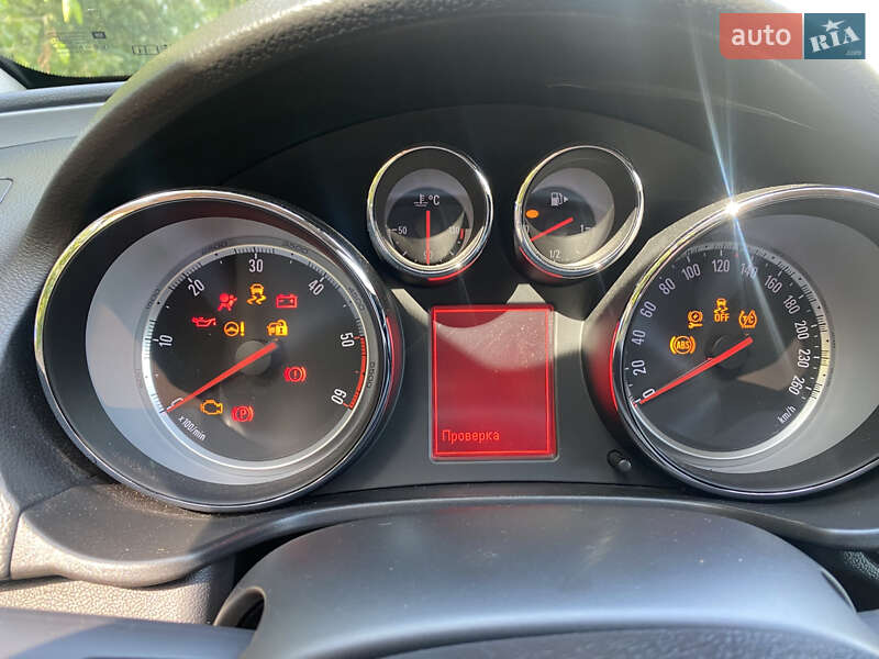 Универсал Opel Insignia 2013 в Киеве