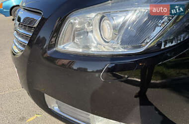 Универсал Opel Insignia 2009 в 