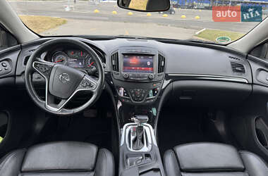 Универсал Opel Insignia 2015 в 