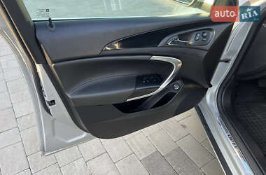 Универсал Opel Insignia 2014 в 