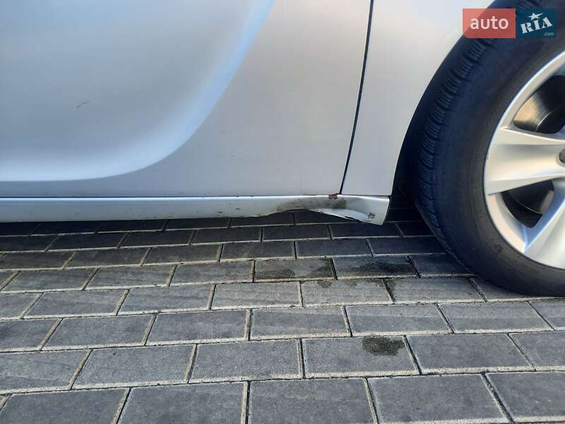 Универсал Opel Insignia 2014 в Одессе