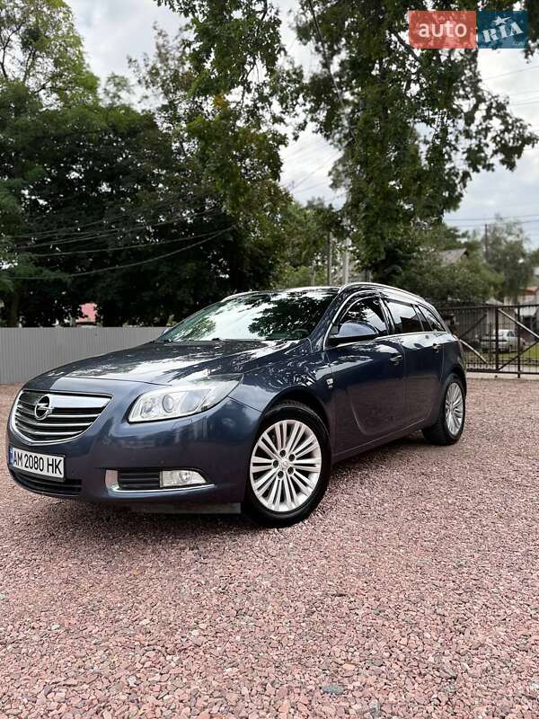 Универсал Opel Insignia 2009 в Ирпене