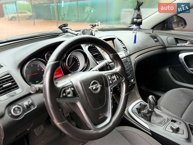Универсал Opel Insignia 2009 в Ирпене