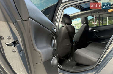 Универсал Opel Insignia 2015 в 