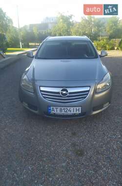 Универсал Opel Insignia 2009 в Тысменице