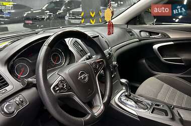 Универсал Opel Insignia 2016 в 