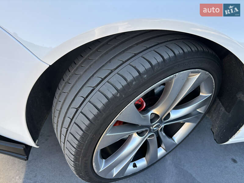 Універсал Opel Insignia 2016 в Гусятині