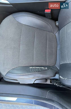 Универсал Opel Insignia 2010 в 
