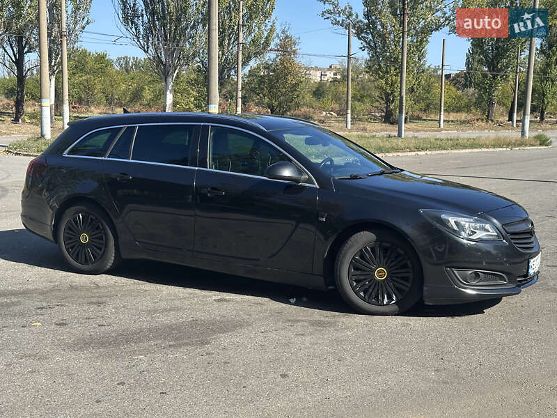 Универсал Opel Insignia 2014 в Кривом Роге