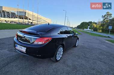 Седан Opel Insignia 2009 в 