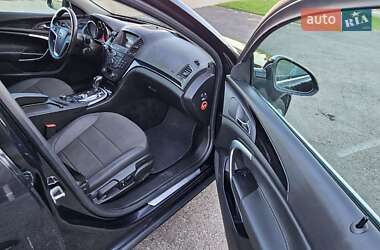 Седан Opel Insignia 2009 в 