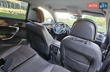 Седан Opel Insignia 2009 в 