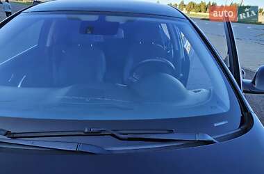 Седан Opel Insignia 2009 в 