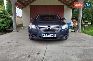 Универсал Opel Insignia 2010 в 
