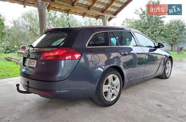 Универсал Opel Insignia 2010 в 