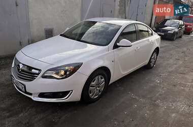 Седан Opel Insignia 2014 в 