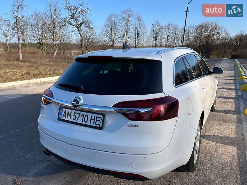 Универсал Opel Insignia 2016 в Коростышеве