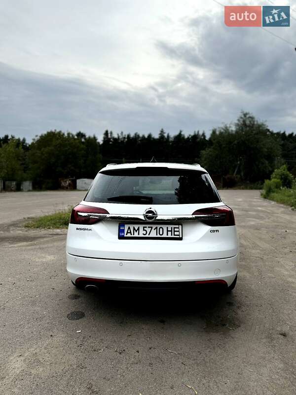 Универсал Opel Insignia 2016 в Коростышеве