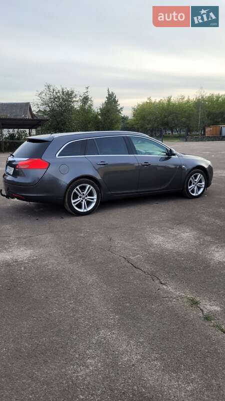 Универсал Opel Insignia 2010 в Луцке