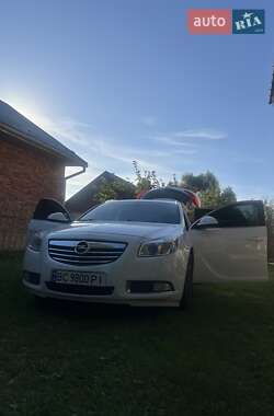 Універсал Opel Insignia 2010 в Городку
