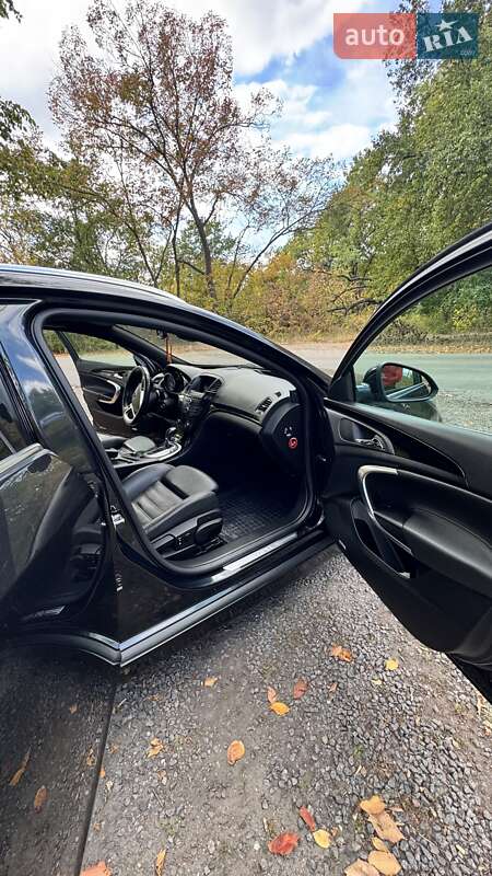 Универсал Opel Insignia 2012 в Новомосковске