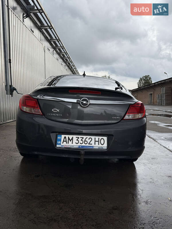 Ліфтбек Opel Insignia 2009 в Києві