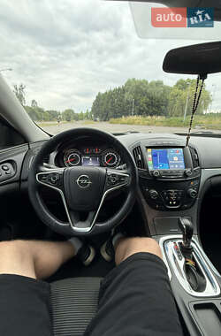 Универсал Opel Insignia 2016 в 