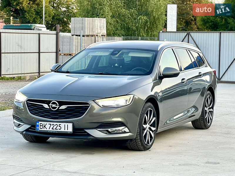 Универсал Opel Insignia 2017 в Млинове