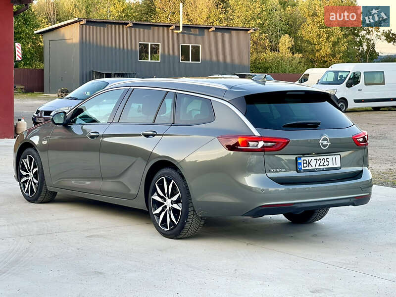 Универсал Opel Insignia 2017 в Млинове