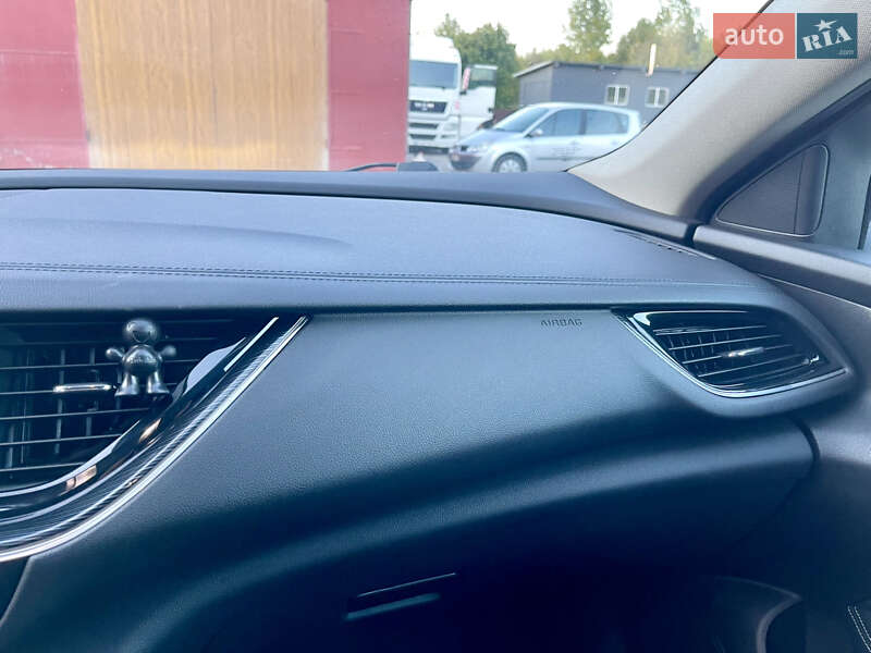 Универсал Opel Insignia 2017 в Млинове