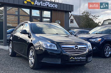 Універсал Opel Insignia 2011 в Луцьку