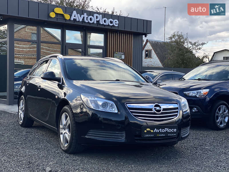 Opel Insignia 2011