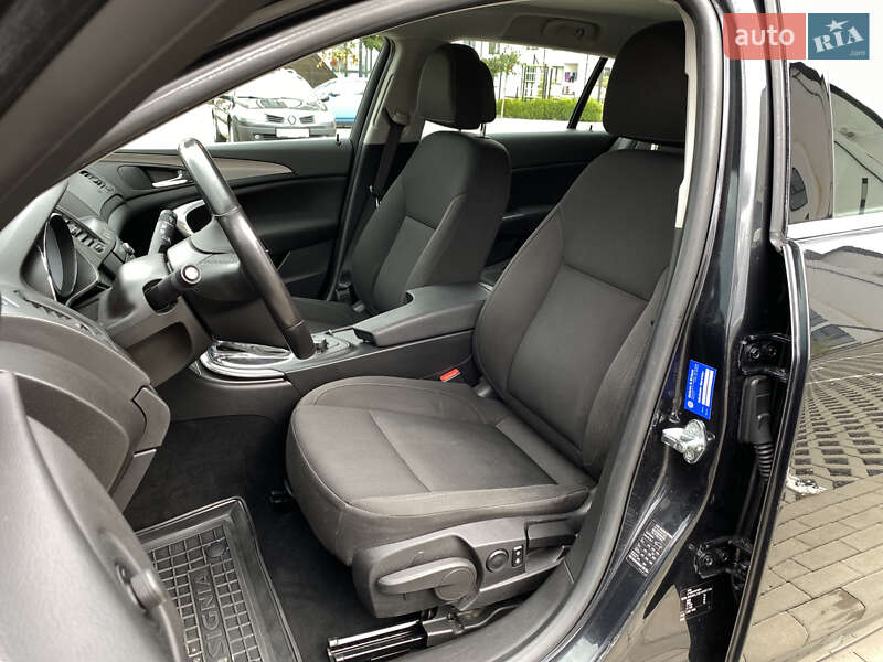 Универсал Opel Insignia 2011 в Луцке