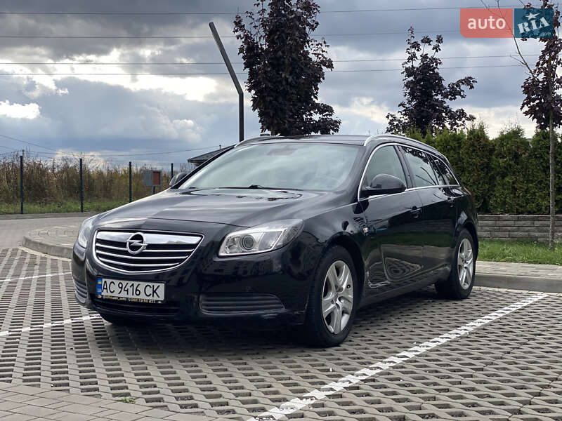 Универсал Opel Insignia 2011 в Луцке