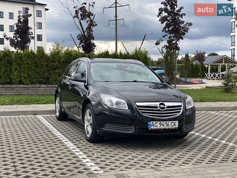 Универсал Opel Insignia 2011 в Луцке