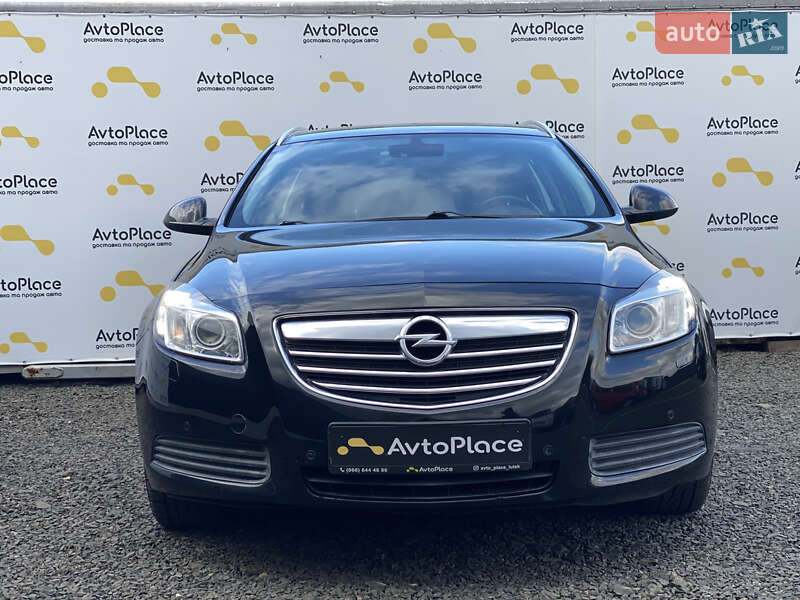 Универсал Opel Insignia 2011 в Луцке