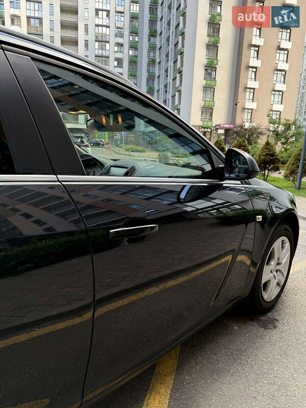 Універсал Opel Insignia 2016 в Києві