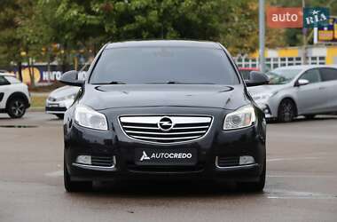 Седан Opel Insignia 2009 в  фото 2 Седан Opel Insignia 2009 в