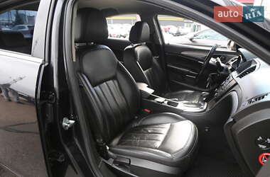 Седан Opel Insignia 2009 в  фото 11 Седан Opel Insignia 2009 в