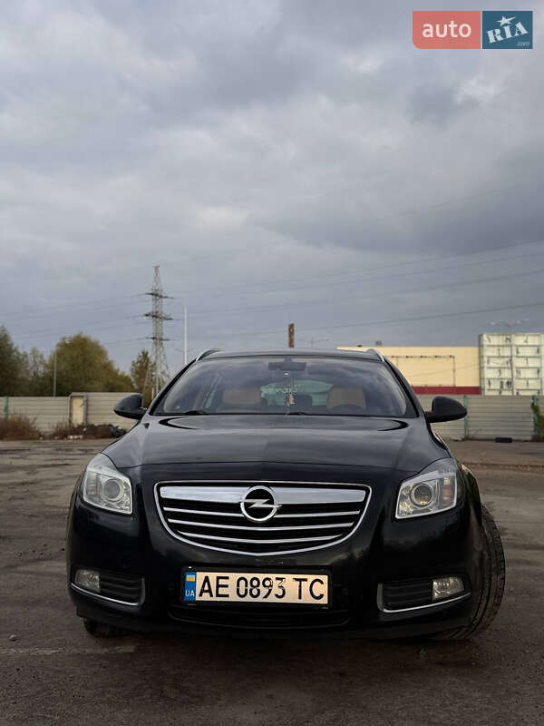 Універсал Opel Insignia 2010 в Києві