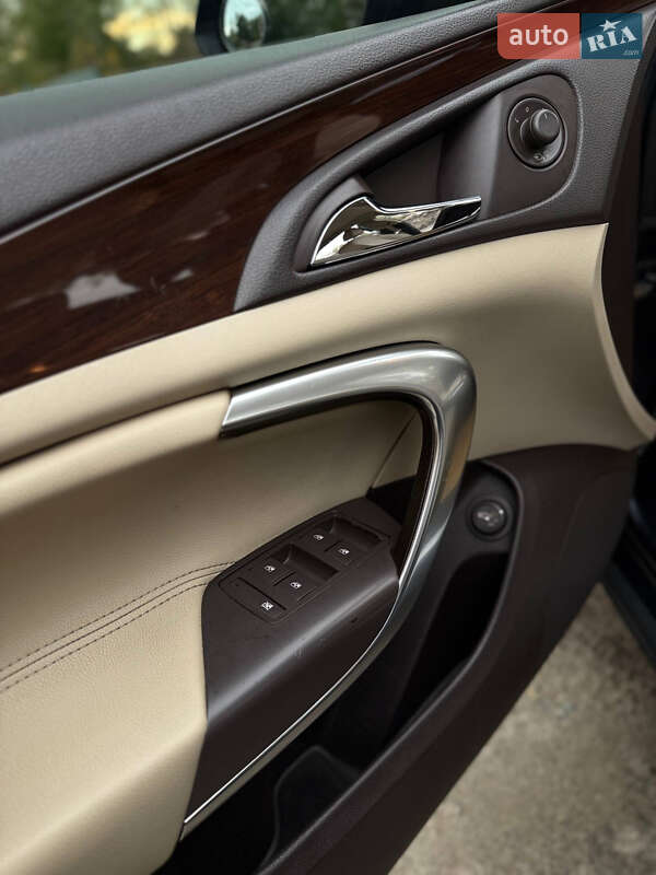 Універсал Opel Insignia 2010 в Києві