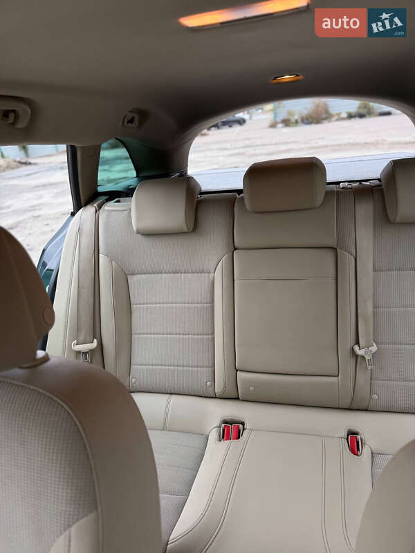 Універсал Opel Insignia 2010 в Києві