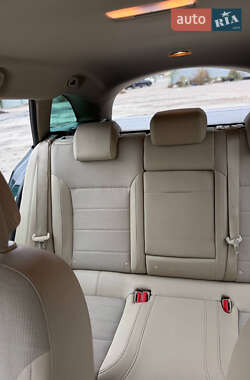 Универсал Opel Insignia 2010 в 