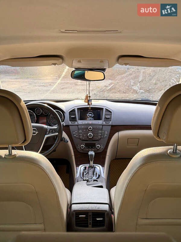 Універсал Opel Insignia 2010 в Києві