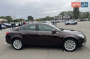 Седан Opel Insignia 2012 в Киеве
