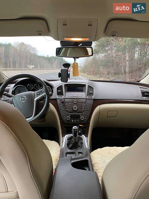 Универсал Opel Insignia 2010 в Львове
