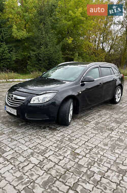 Універсал Opel Insignia 2010 в Тернополі