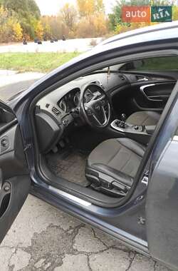 Универсал Opel Insignia 2009 в 