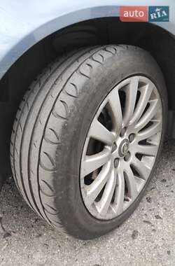 Универсал Opel Insignia 2009 в 